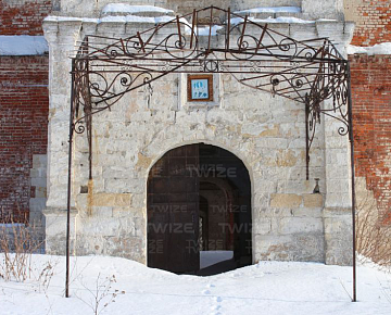 Фасад церкви